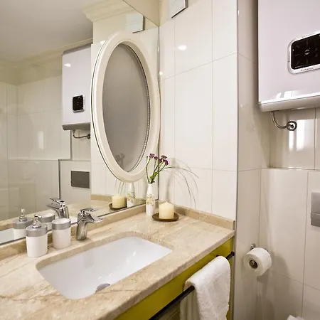 Borelli Palace & Borelli Blue *