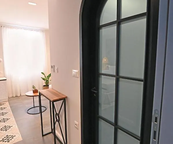 Borelli Palace & Borelli Blue Apartman *