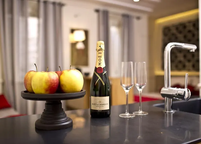 Borelli Palace & Borelli Blue Apartment *